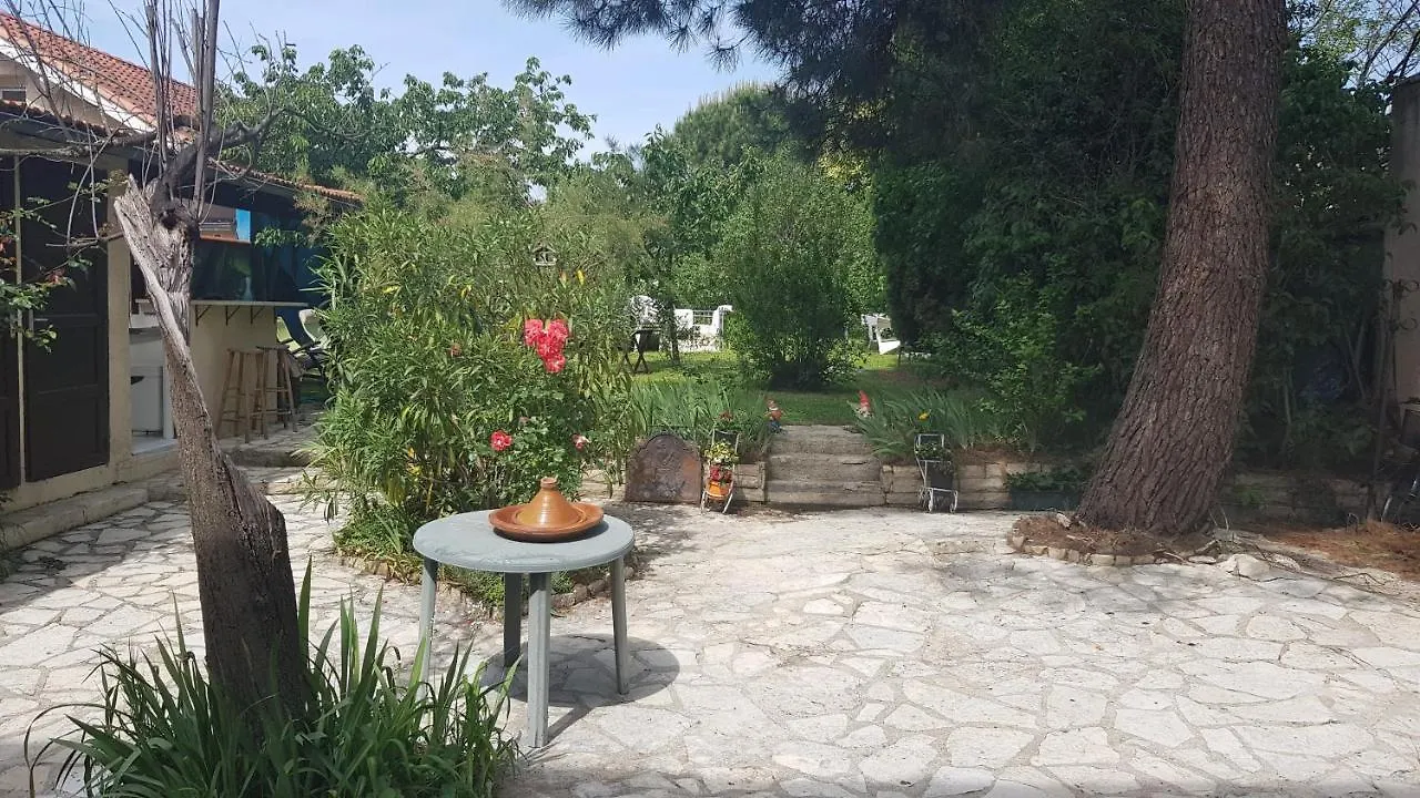 Grand Appartement Independant, 4 Personnes Et Plus, Piscine Et Jardin Direct Gare Aeroport Toulouse Francie