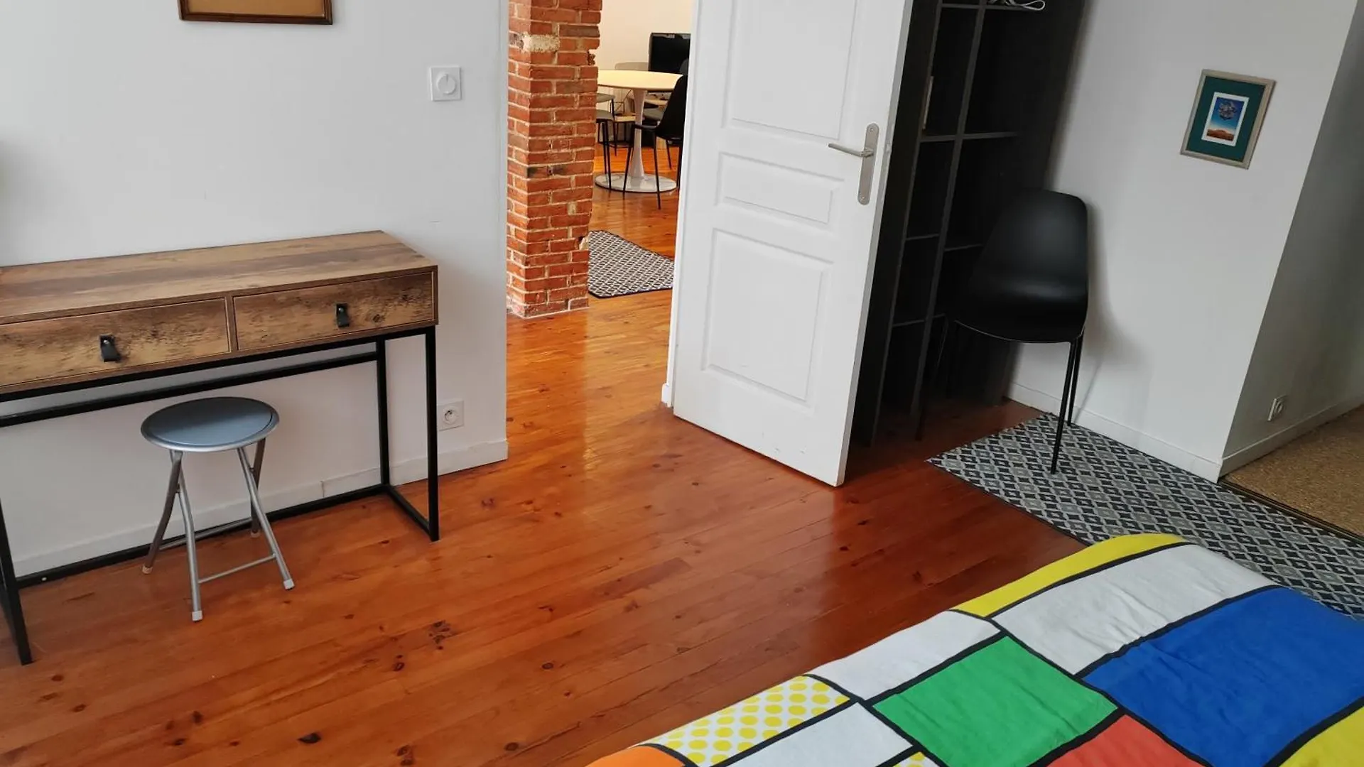 Grand Appartement Independant, 4 Personnes Et Plus, Piscine Et Jardin Direct Gare Aeroport Toulouse 0*,  Francie